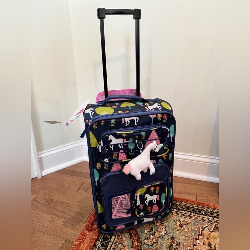 18” Crckt Kids Carry On Suitcase